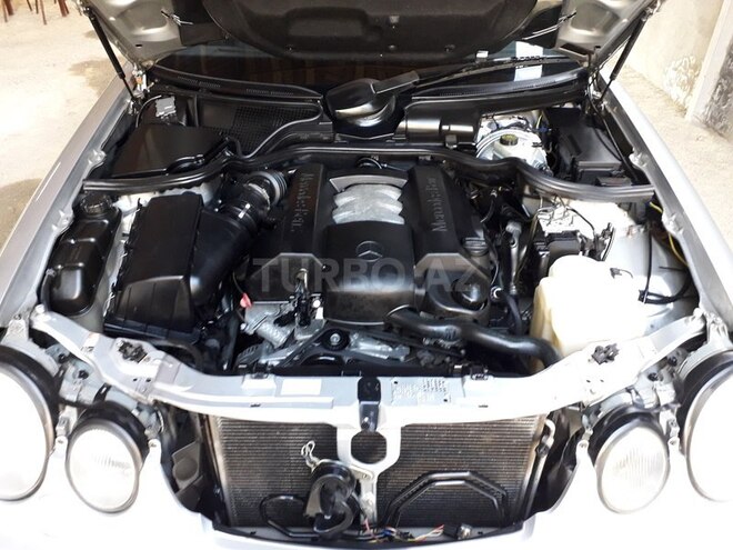 Mercedes E 240 2000, 280,100 km - 2.6 l - Gəncə