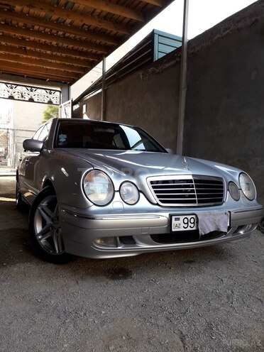 Mercedes E 240 2000, 280,100 km - 2.6 l - Gəncə