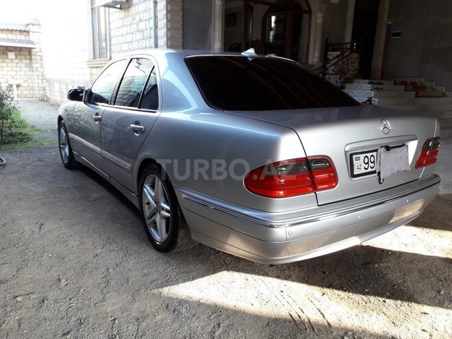 Mercedes E 240 2000, 280,100 km - 2.6 l - Gəncə
