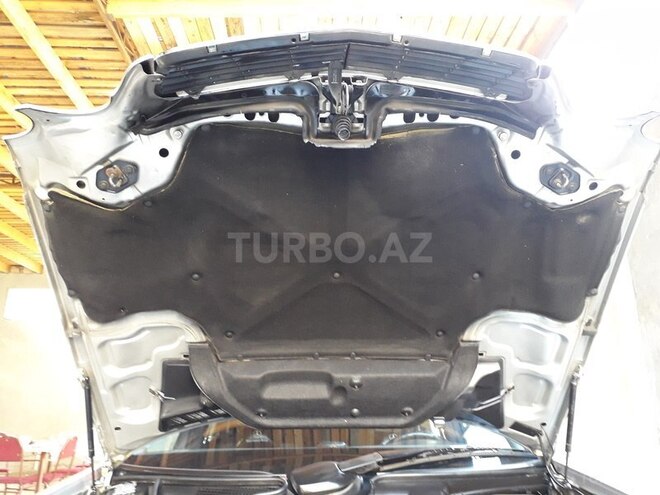 Mercedes E 240 2000, 280,100 km - 2.6 l - Gəncə