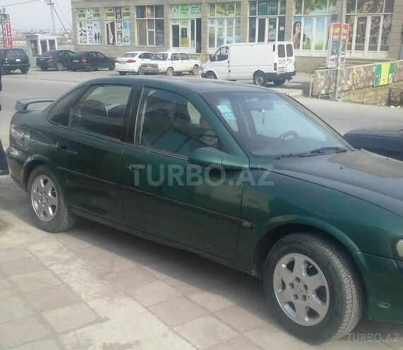 Opel Vectra 1996, 300,000 km - 1.8 l - Bakı