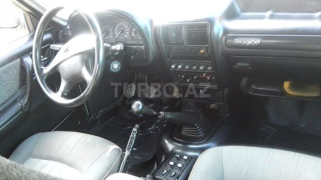 GAZ 31105 2005, 192,000 km - 2.5 l - Bakı
