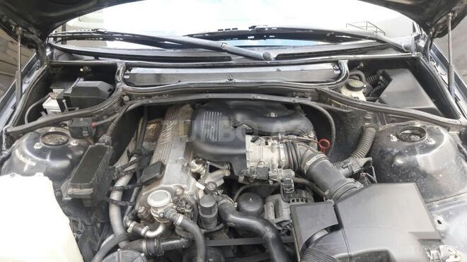 BMW 318 1999, 290,853 km - 1.9 l - Bakı