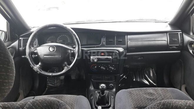 Opel Vectra 1997, 247,000 km - 1.6 l - Bakı