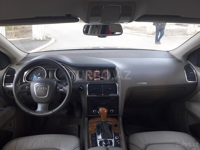 Audi Q7 2006, 217,000 km - 4.2 l - Sumqayıt