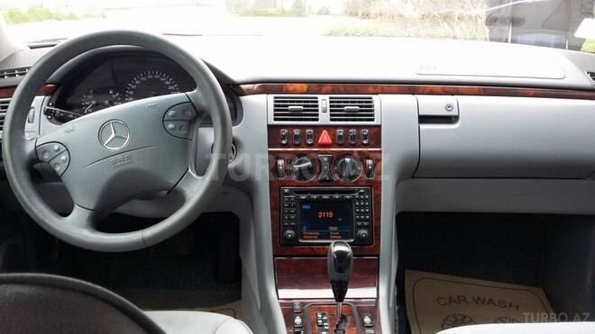 Mercedes E 200 2001, 294,000 km - 2.0 l - Bakı