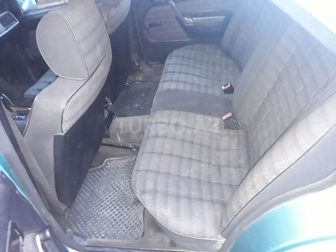 Mercedes 190 1991, 226,650 km - 2.0 л - Salyan