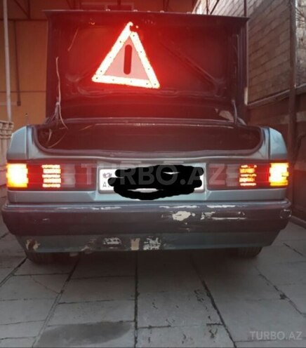 Mercedes 190 1991, 226,650 km - 2.0 л - Salyan