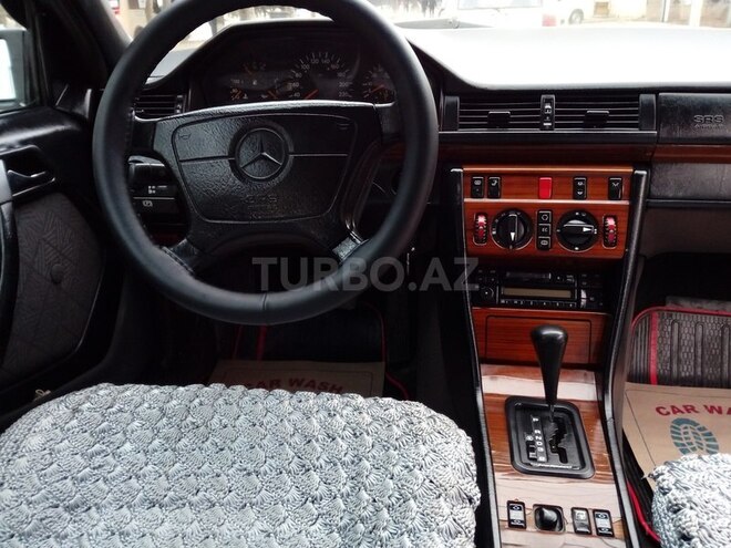 Mercedes E 200 1994, 328,000 km - 2.0 l - Sumqayıt