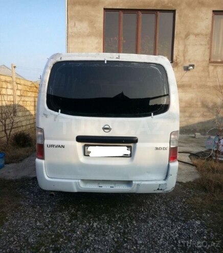 Nissan Urvan 2005, 170,638 km - 3.2 л - Sumqayıt