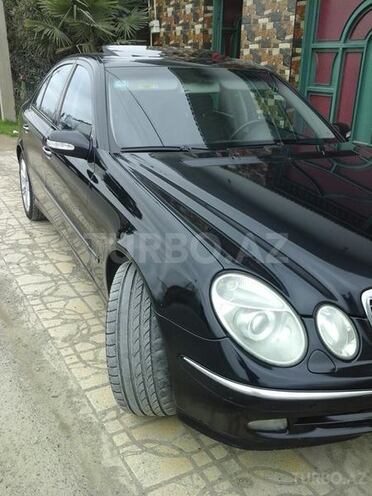 Mercedes E 270 2002, 480,000 km - 2.7 l - Sabirabad