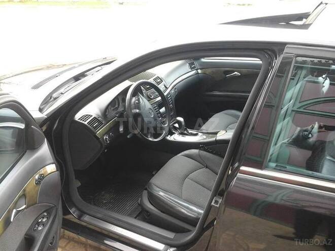 Mercedes E 270 2002, 480,000 km - 2.7 l - Sabirabad