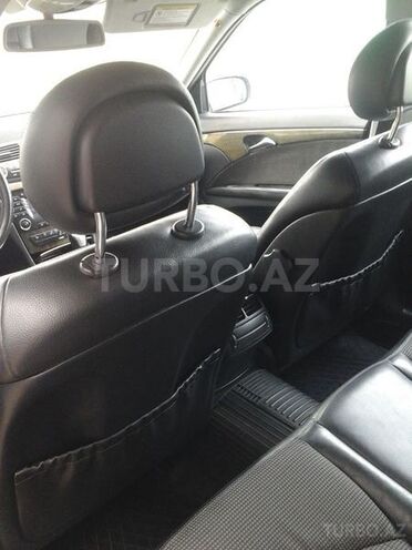 Mercedes E 270 2002, 480,000 km - 2.7 l - Sabirabad