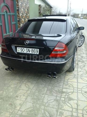 Mercedes E 270 2002, 480,000 km - 2.7 l - Sabirabad