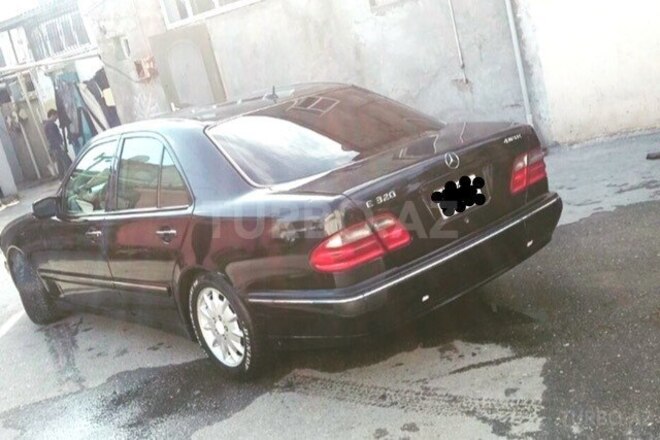 Mercedes E 320 1999, 223,345 km - 0.4 l - Bakı