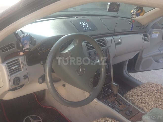 Mercedes E 320 1999, 223,345 km - 0.4 l - Bakı