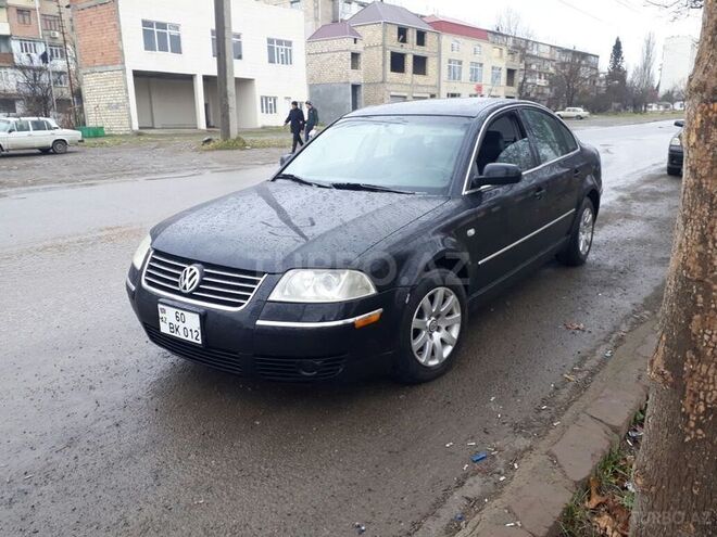 Volkswagen Passat 2000, 221,452 km - 1.8 l - Gəncə