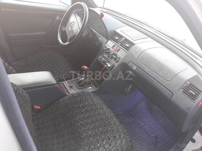 Mercedes C 180 1996, 185,630 km - 1.8 л - Gəncə