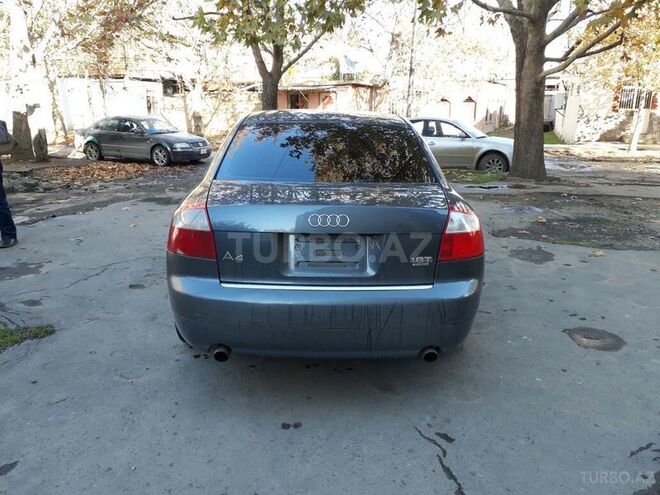 Audi A4 2002, 223,985 km - 1.8 l - Gəncə