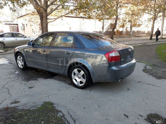 Audi A4 2002, 223,985 km - 1.8 l - Gəncə