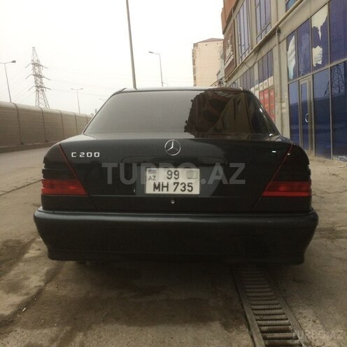 Mercedes C 200 2000, 184,000 km - 2.0 l - Bakı