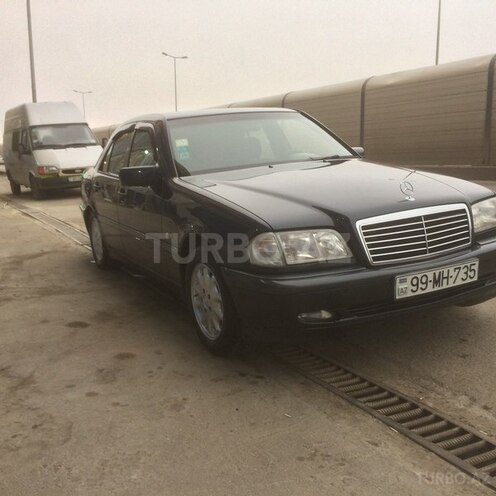 Mercedes C 200 2000, 184,000 km - 2.0 l - Bakı
