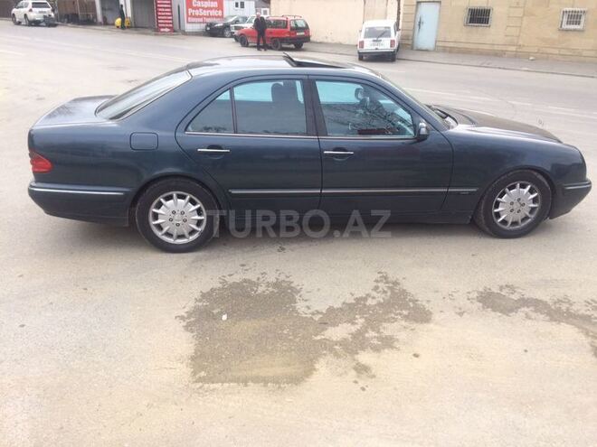 Mercedes E 240 2000, 22,500 km - 0.3 l - Bakı