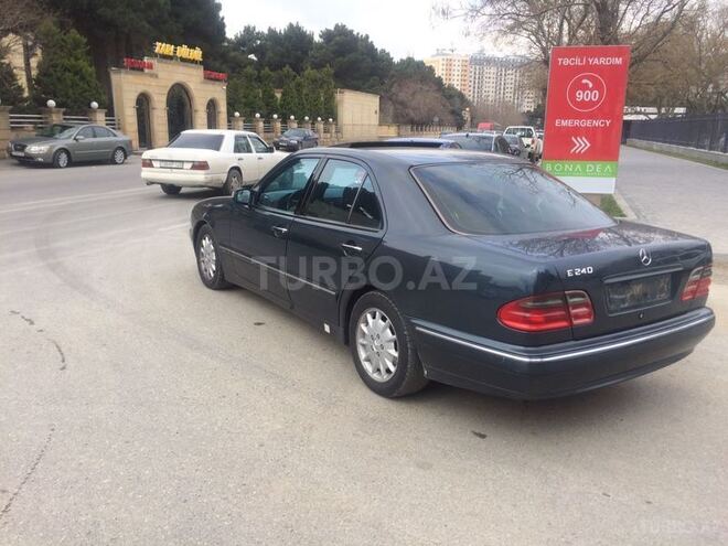 Mercedes E 240 2000, 22,500 km - 0.3 l - Bakı