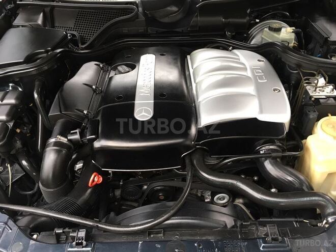 Mercedes E 220 2000, 320,000 km - 2.2 l - Bakı