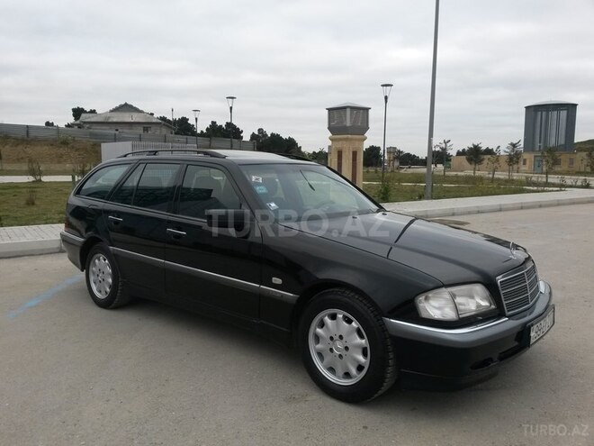 Mercedes C 220 2000, 311,000 km - 2.2 л - Bakı