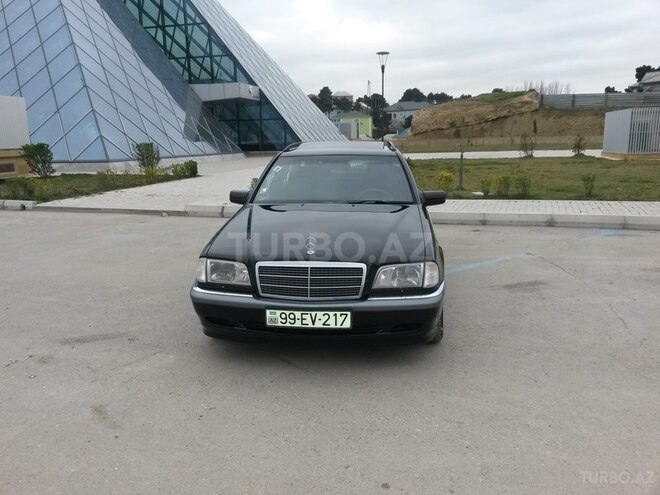 Mercedes C 220 2000, 311,000 km - 2.2 л - Bakı