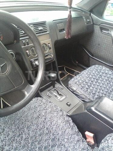 Mercedes C 200 1994, 400,000 km - 2.0 l - Bakı