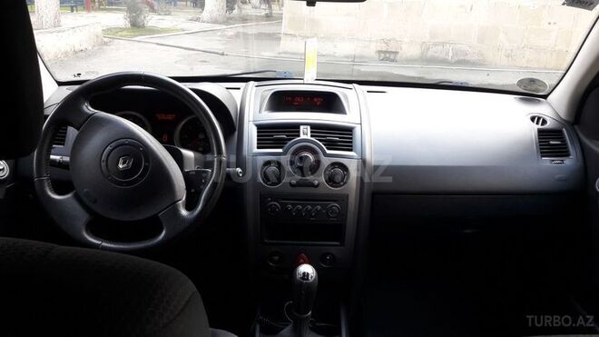 Renault Megane 2005, 196,000 km - 1.6 л - Bakı