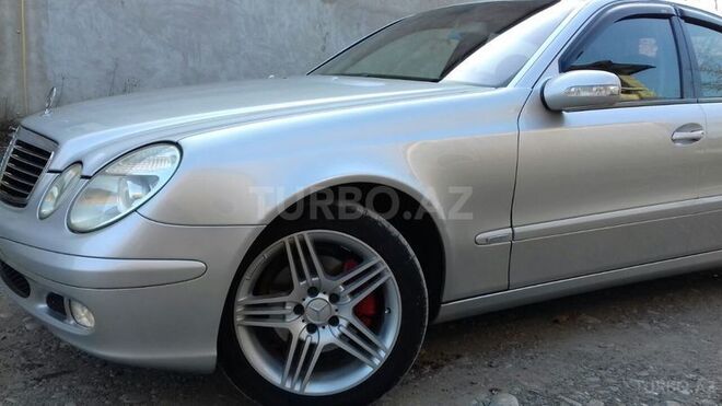 Mercedes E 220 2003, 365,800 km - 2.2 л - Bakı