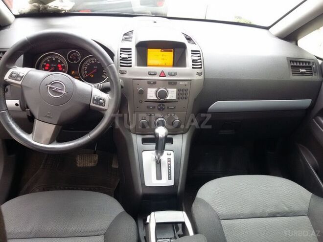Opel Zafira 2005, 185,000 km - 2.2 л - Bakı