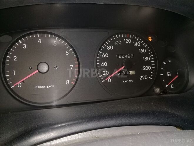 Hyundai Sonata 2000, 168,000 km - 2.0 l - Quba