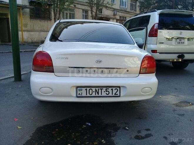 Hyundai Sonata 2000, 168,000 km - 2.0 l - Quba