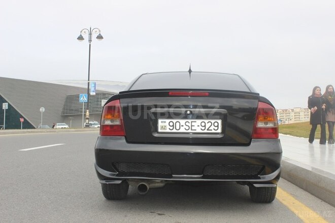 Opel Astra 2000, 275,000 km - 1.8 l - Bakı