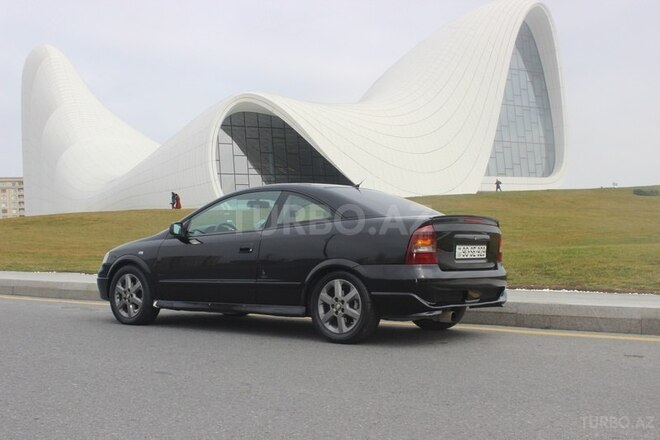 Opel Astra 2000, 275,000 km - 1.8 l - Bakı
