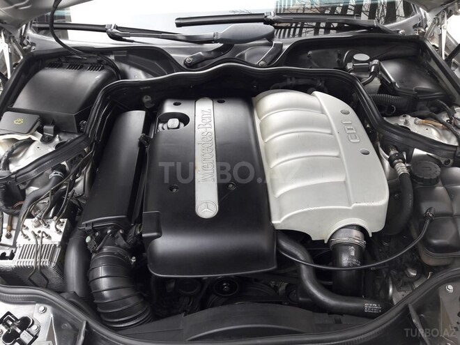 Mercedes E 220 2003, 271,000 km - 2.2 l - Bakı