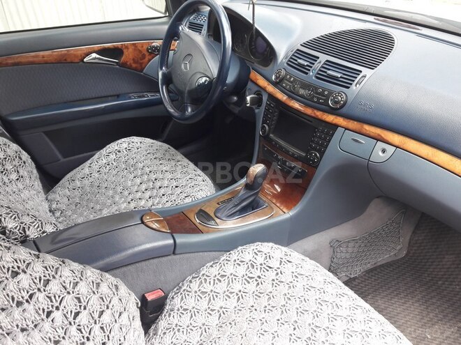 Mercedes E 220 2003, 271,000 km - 2.2 l - Bakı
