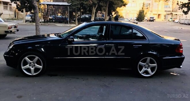 Mercedes E 320 2004, 283,000 km - 3.2 l - Bakı
