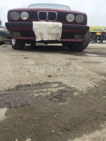 BMW 520 1992, 193,000 km - 0.2 л - Bakı