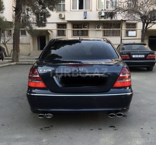 Mercedes E 320 2004, 283,000 km - 3.2 l - Bakı