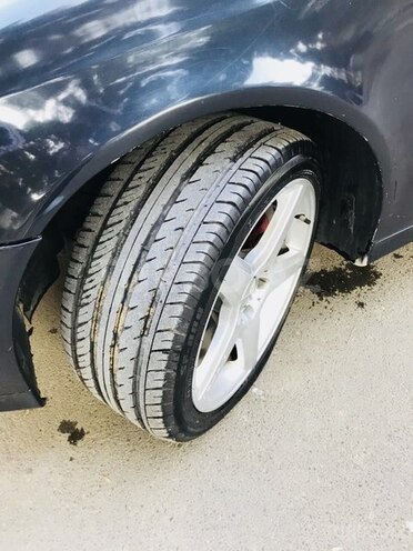 Mercedes E 320 2004, 283,000 km - 3.2 l - Bakı