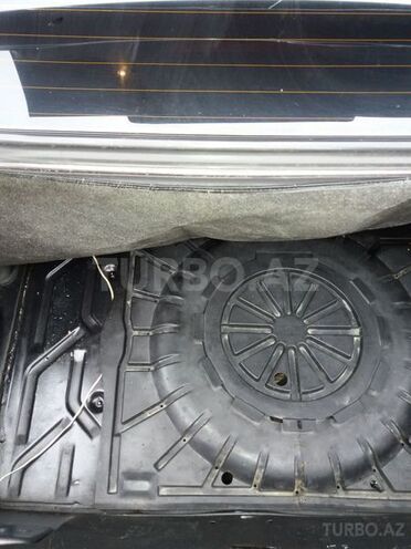 Mercedes 190 1990, 214,463 km - 2.0 л - Beyləqan