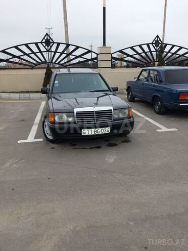 Mercedes 190 1990, 214,463 km - 2.0 л - Beyləqan