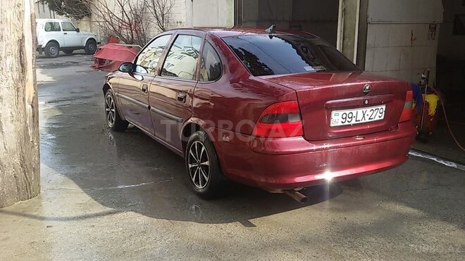 Opel Vectra 1997, 250,000 km - 1.6 l - Bakı