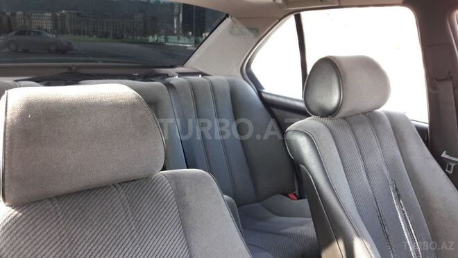 BMW 520 1989, 130,000 km - 2.0 l - Bakı