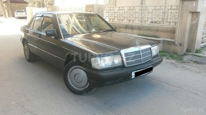 Mercedes 190 1992, 195,000 km - 2.0 l - Bakı
